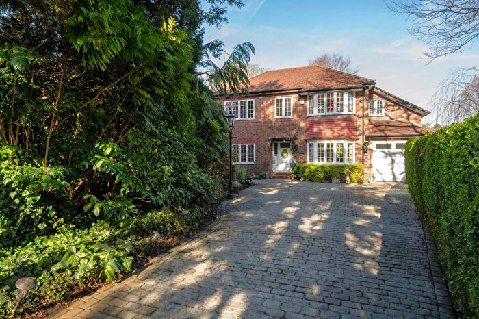 4 Bedroom Detached House For Sale In Brookwood Avenue, Sale, M33
