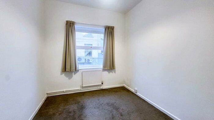 1 Bedroom Flat To Rent In Perry Street, Bristol, BS5