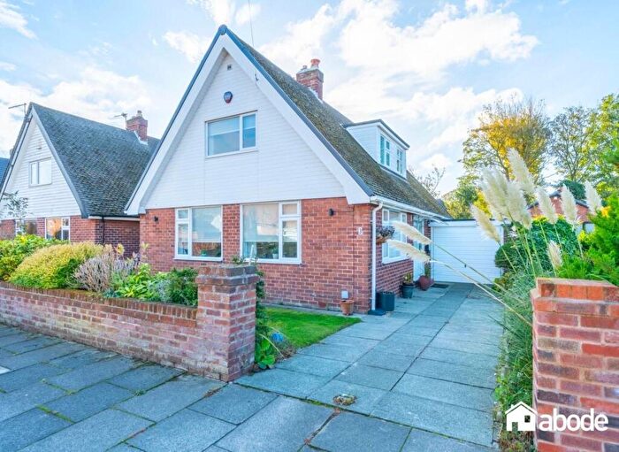 2 Bedroom Detached Bungalow For Sale In Eshelby Close, Liverpool, L22