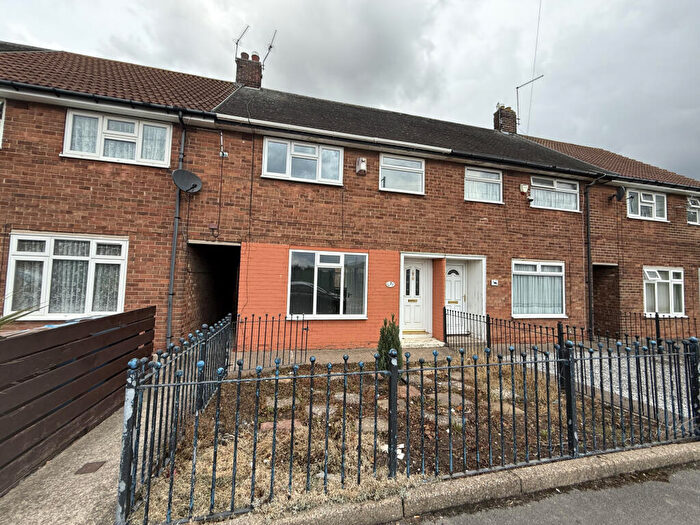 3 Bedroom Terraced House To Rent In Dodswell Grove, Hull, HU9