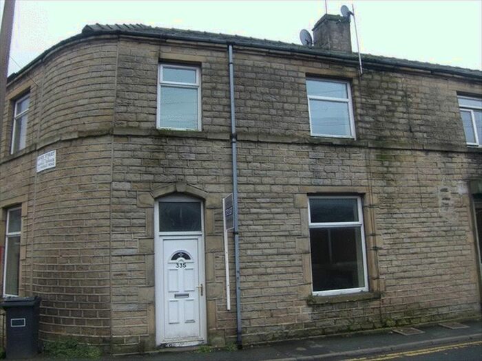 3 Bedroom Terraced House To Rent In Radcliffe Road, Slaithwaite, Huddersfield HD7
