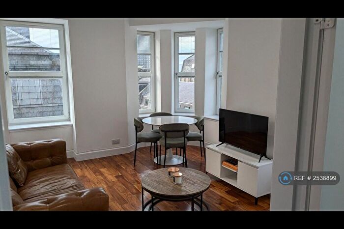 2 Bedroom Flat To Rent In George Street, Aberdeen, AB25