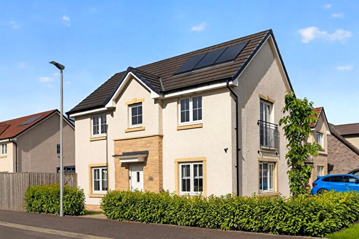 3 Bedroom Detached House For Sale In Colintraive Crescent, Bishopton, PA7