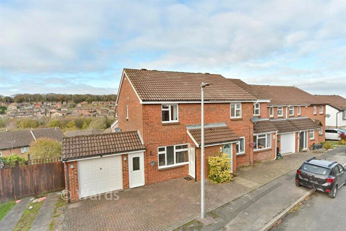 3 Bedroom Semi Detached House For Sale In Burmarsh Close, Walderslade, Chatham, Kent, ME5