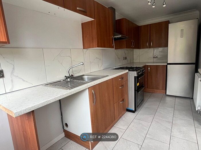 2 Bedroom Terraced House To Rent In Barke Road, Cumbernauld, Glasgow, G67