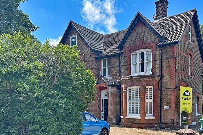 1 Bedroom Flat For Sale In Frenches Road, Redhill, Surrey, RH1