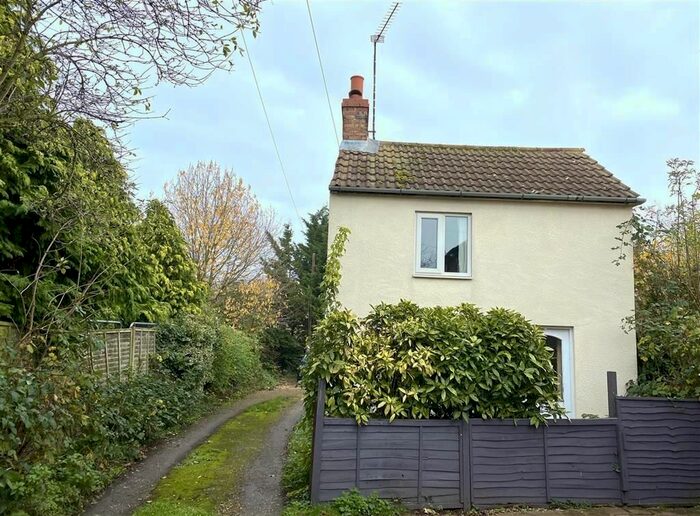 2 Bedroom Detached House For Sale In Victory Lane, Tilney St. Lawrence, King's Lynn, PE34