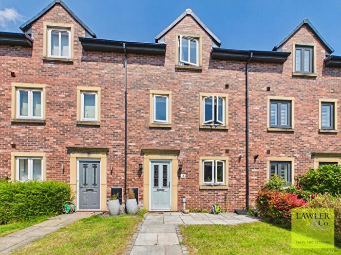 3 Bedroom Town House For Sale In Printers Drive, Strines, Stockport, Cheshire, SK6