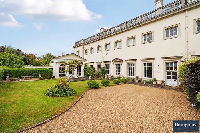 4 Bedroom Maisonette For Sale In Shardeloes, Amersham, HP7