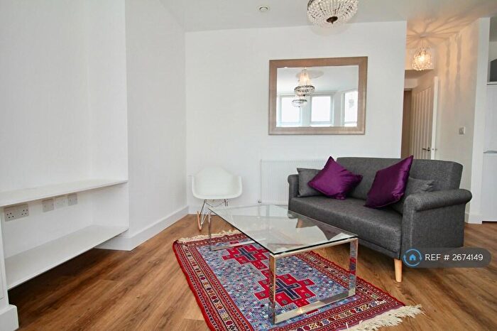 2 Bedroom Flat To Rent In Greville Road, Bristol, BS3