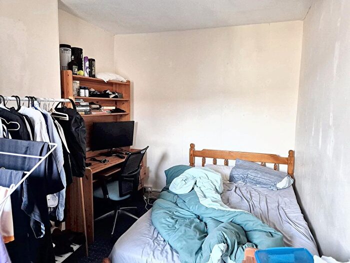 1 Bedroom Semi-Detached House To Rent In Maybrick Road, Bath, BA2