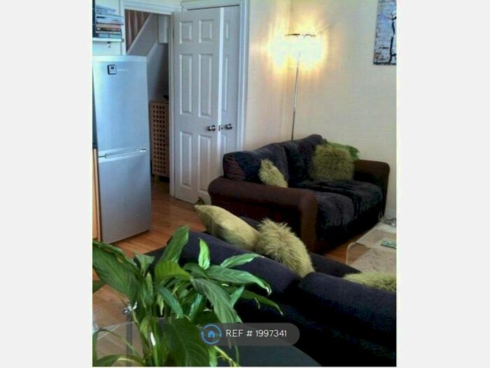 1 Bedroom Maisonette To Rent In Edridge Road, Croydon, CR0