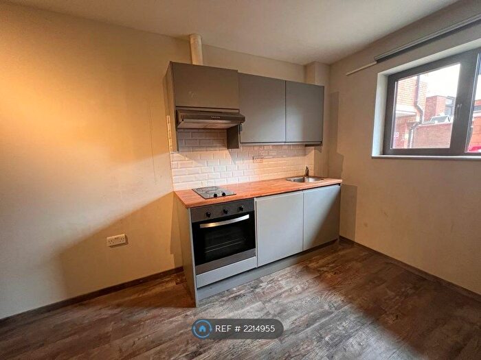 1 Bedroom Flat To Rent In Abbey Height, Waltham Abby, EN9