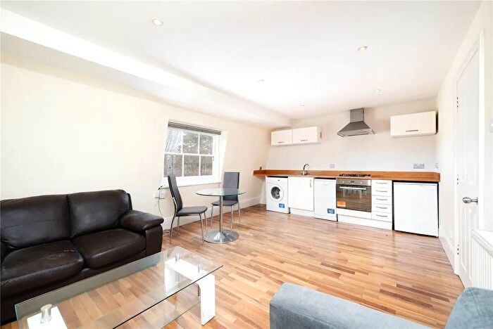 1 Bedroom Flat To Rent In Hackney Road, London, E2