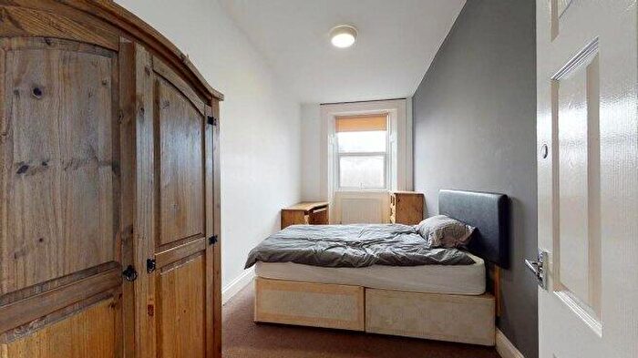 5 Bedroom Flat To Rent In Greenbank Terrace, PL4