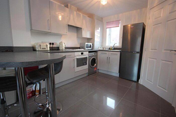 2 Bedroom End Of Terrace House To Rent In Hutchings Drive, Tithebarn, Exeter, EX1