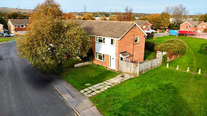 3 Bedroom Semi Detached House For Sale In Field Avenue, Canterbury, Kent, CT1