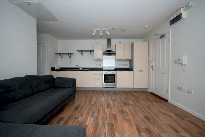 1 Bedroom Apartment To Rent In Windermere Drive, Lakeside, DN4