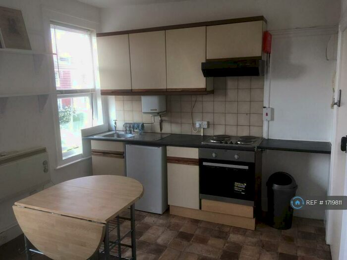 Studio To Rent In Blackboy Road, Exeter, EX4