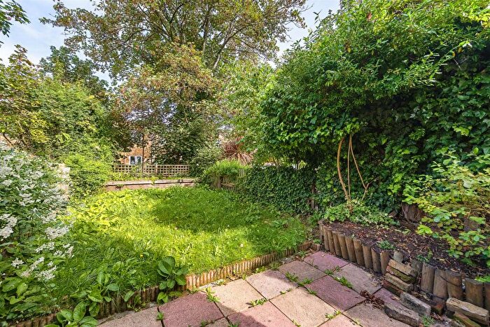 4 Bedroom Terraced House To Rent In Wrigglesworth Street, London, SE14