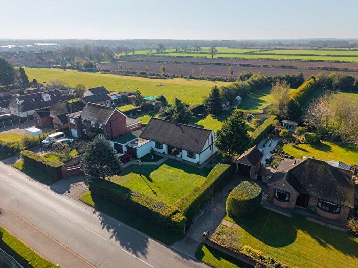 3 Bedroom Detached Bungalow For Sale In Station Road, Ranskill, DN22