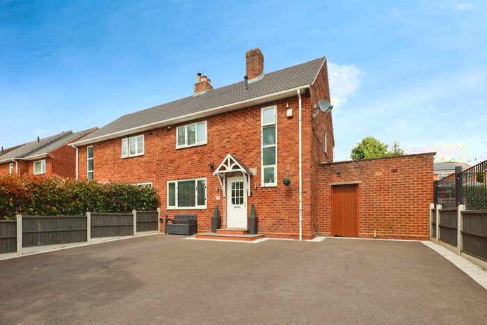 3 Bedroom Semi-Detached House For Sale In Coleshill Road, Curdworth, Sutton Coldfield, Warwickshire, B76