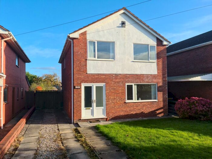 4 Bedroom House To Rent In Whaley Lane, Wirral, CH61