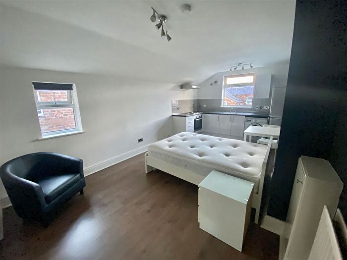 1 Bedroom Property To Rent In Brentwood, Salford, M6