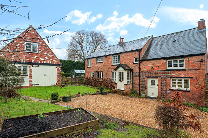 4 Bedroom Cottage For Sale In Hill Road, Lower Boddington, NN11