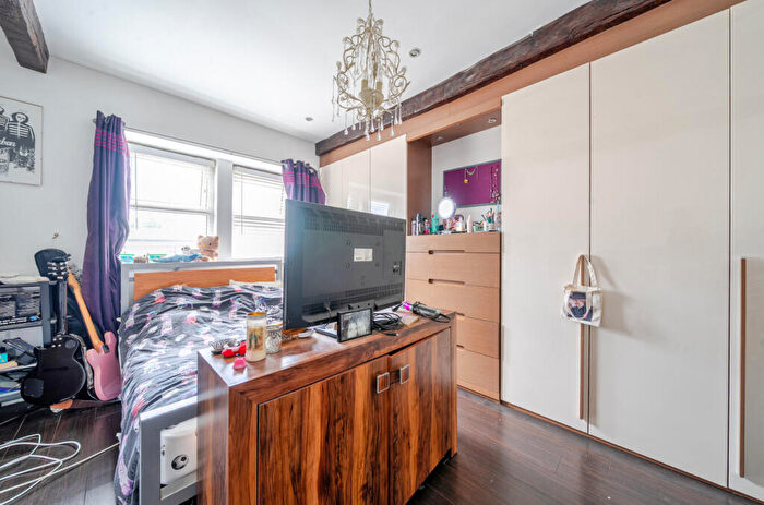 1 Bedroom End Of Terrace House For Sale In Woodland View, Calverley, Pudsey, West Yorkshire, Uk, LS28