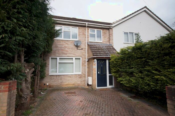 3 Bedroom Terraced House To Rent In Thames Reach, Purley On Thames, Reading, RG8