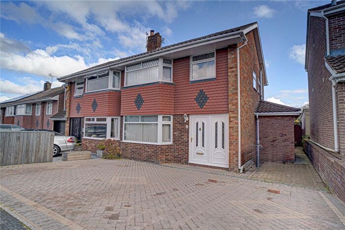3 Bedroom Semi Detached House For Sale In Buckingham Road, Lawns, Swindon, Wiltshire, SN3