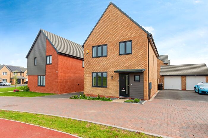4 Bedroom Detached House For Sale In Wilson Grove, Eagle Farm South, Milton Keynes, MK17