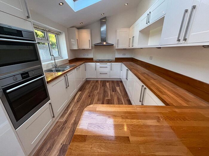 3 Bedroom Semi-Detached House To Rent In Banbury Road, Southam, CV47