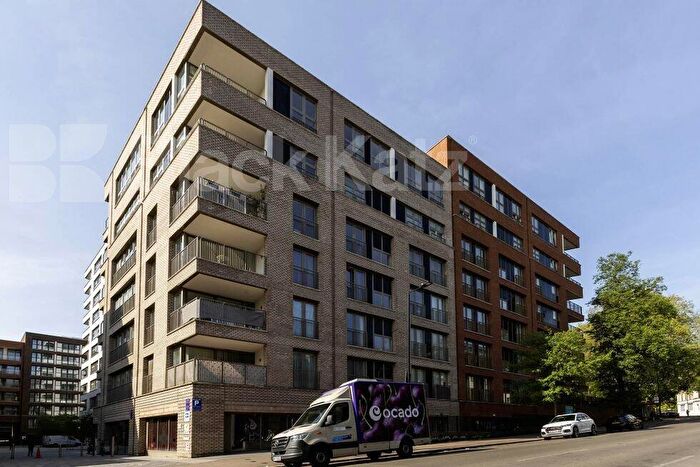 2 Bedroom Flat To Rent In Market Road, Islington, N7