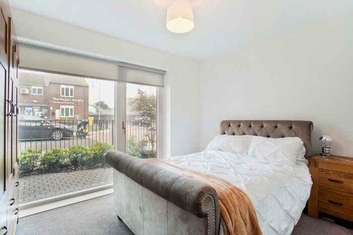 1 Bedroom Flat To Rent In Libra Road, London, E13