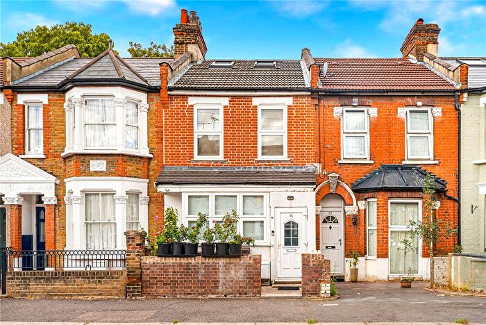 5 Bedroom Terraced House For Sale In Belgrave Road, Walthamstow, London, E17
