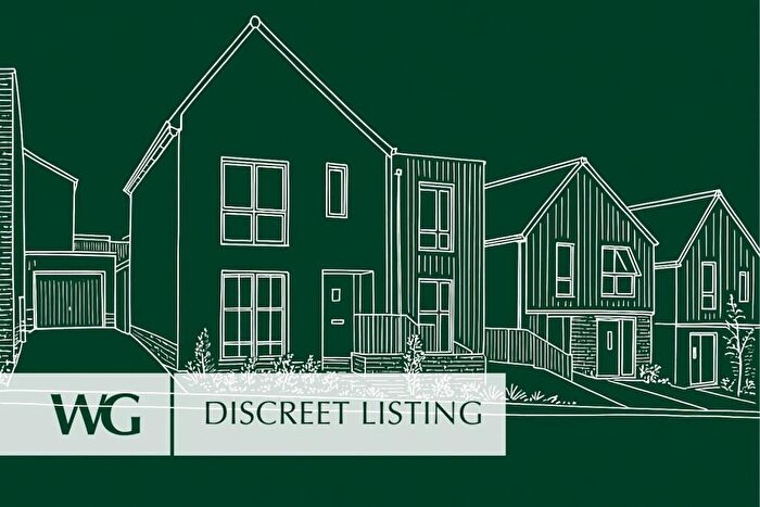 4 Bedroom Detached House For Sale In Exeter, Devon, EX4