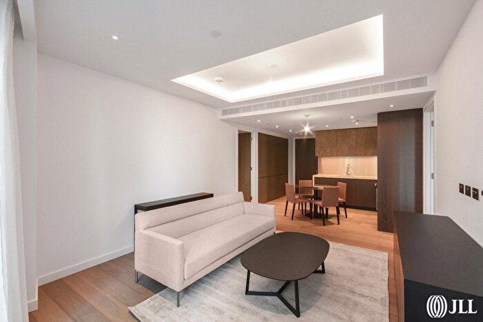 2 Bedroom Flat To Rent In Carnation Way, London, SW8