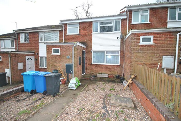 3 Bedroom Terraced House For Sale In Hawkins Close, Rothwell, Kettering, NN14