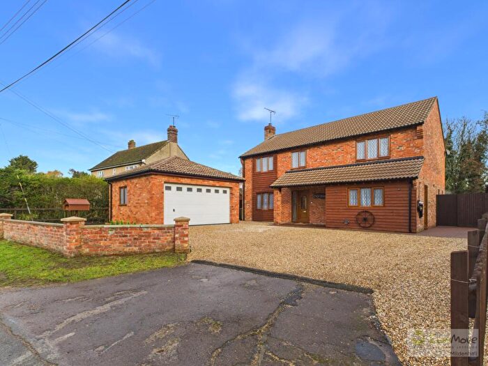 5 Bedroom Detached House For Sale In Wilde Street, Suffolk, IP28
