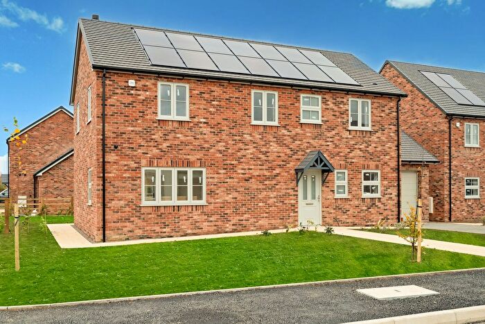 3 Bedroom Detached House For Sale In Sister Elms Drive, Sedgeberrow, Evesham, WR11