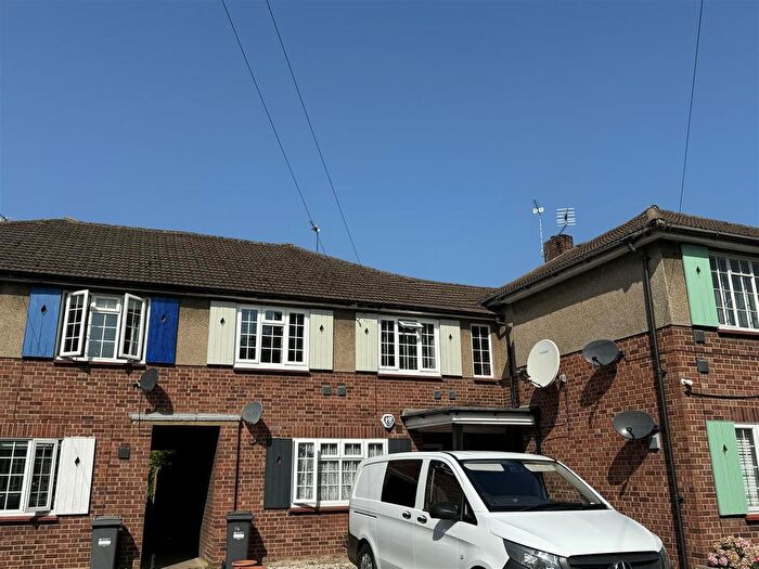 Property To Rent In Upper Sutton Lane, Heston, Hounslow, TW5