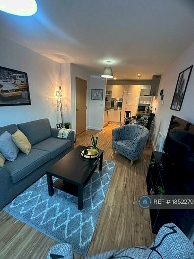 1 Bedroom Flat To Rent In Plaza Boulevard, Liverpool, L8