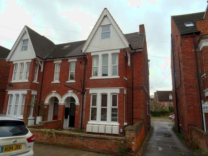 1 Bedroom Apartment To Rent In St Michaels Road, Bedford, MK40