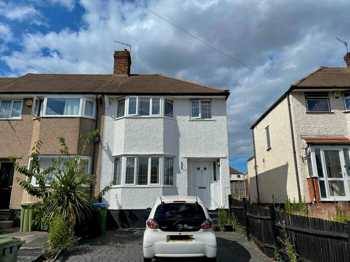 3 Bedroom Terraced House To Rent In Orchard Rise East, Sidcup, Kent, DA15