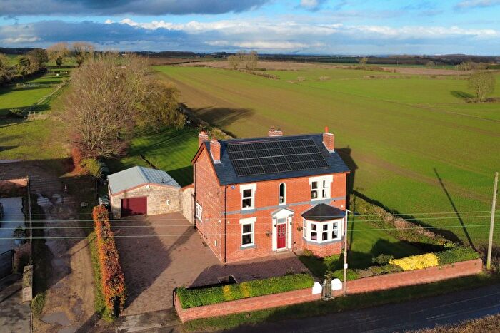 3 Bedroom Detached House For Sale In Austwood Lane, Braithwell, Rotherham, S66