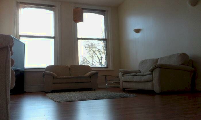 3 Bedroom Flat To Rent In Carlton Road, Manchester, M16