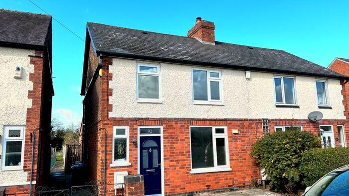 3 Bedroom Semi-Detached House To Rent In Leake Road, Gotham, NG11