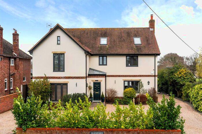 6 Bedroom Detached House For Sale In Abberton Road, Layer-De-La-Haye, Colchester, Essex, CO2